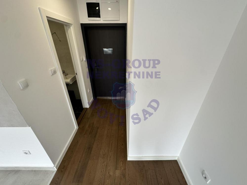 Slika 4 - Na prodaju garosnjera na Novom Naselju