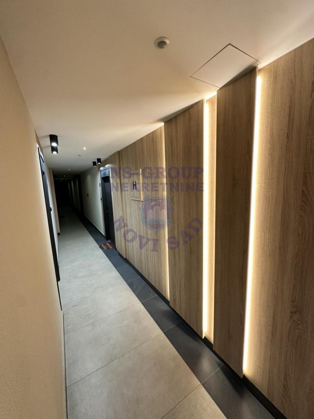 Slika 11 - Na prodaju garosnjera na Novom Naselju
