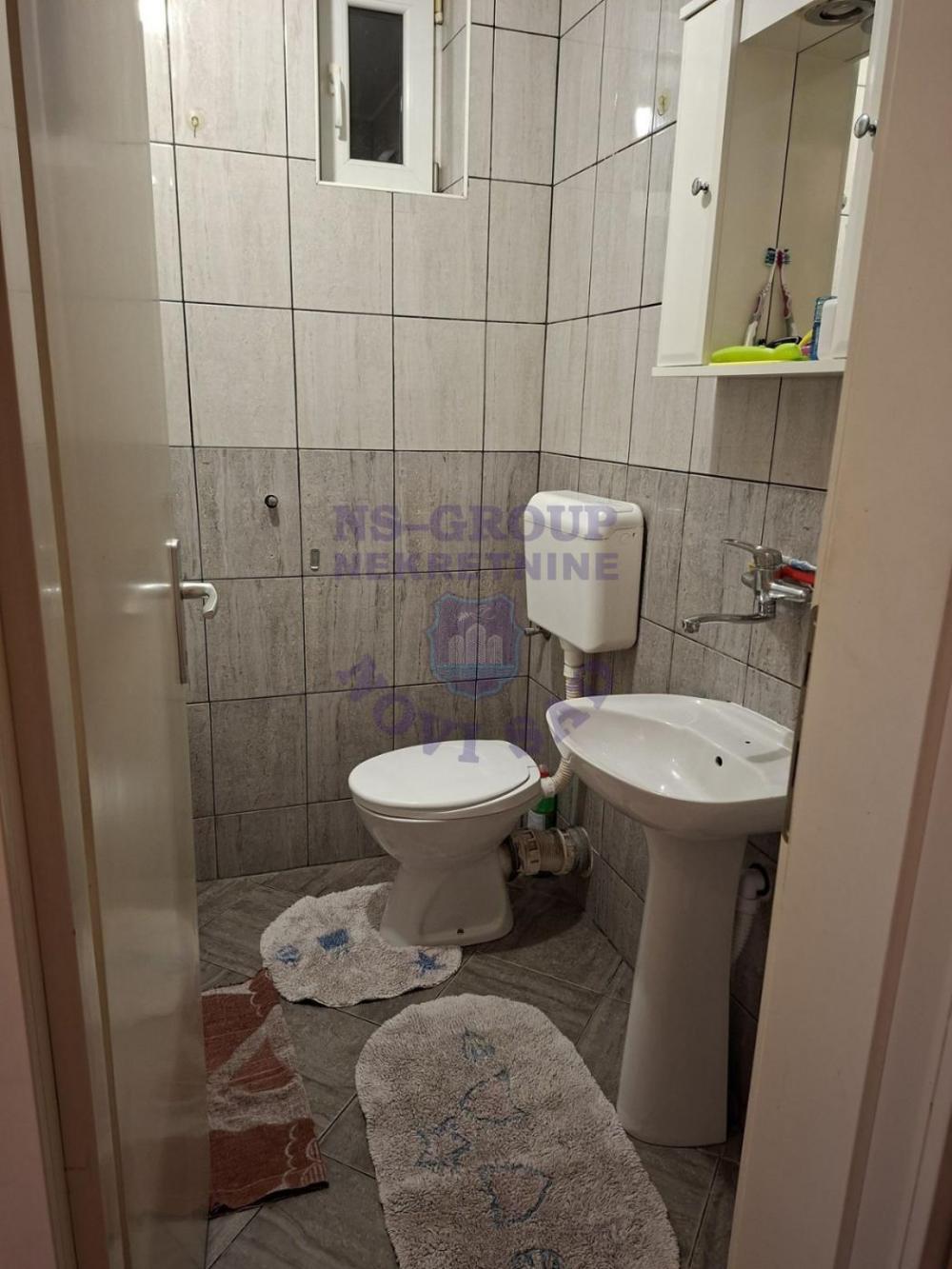 Slika 6 - Dvosoban, 42m2, Nova Detelinara Novi Sad, sa terasom, ima lift