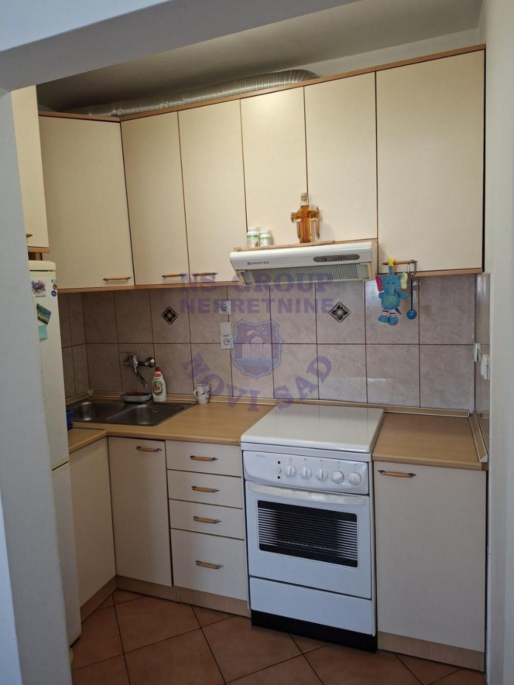 Slika 7 - Dvosoban, 42m2, Nova Detelinara Novi Sad, sa terasom, ima lift