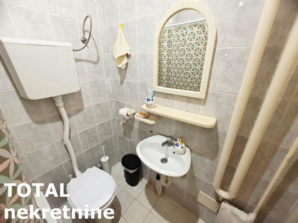 Slika 8 - Stan,NOVI SAD,KEJ,kv: 33.00, € 97500, ID: 1103079