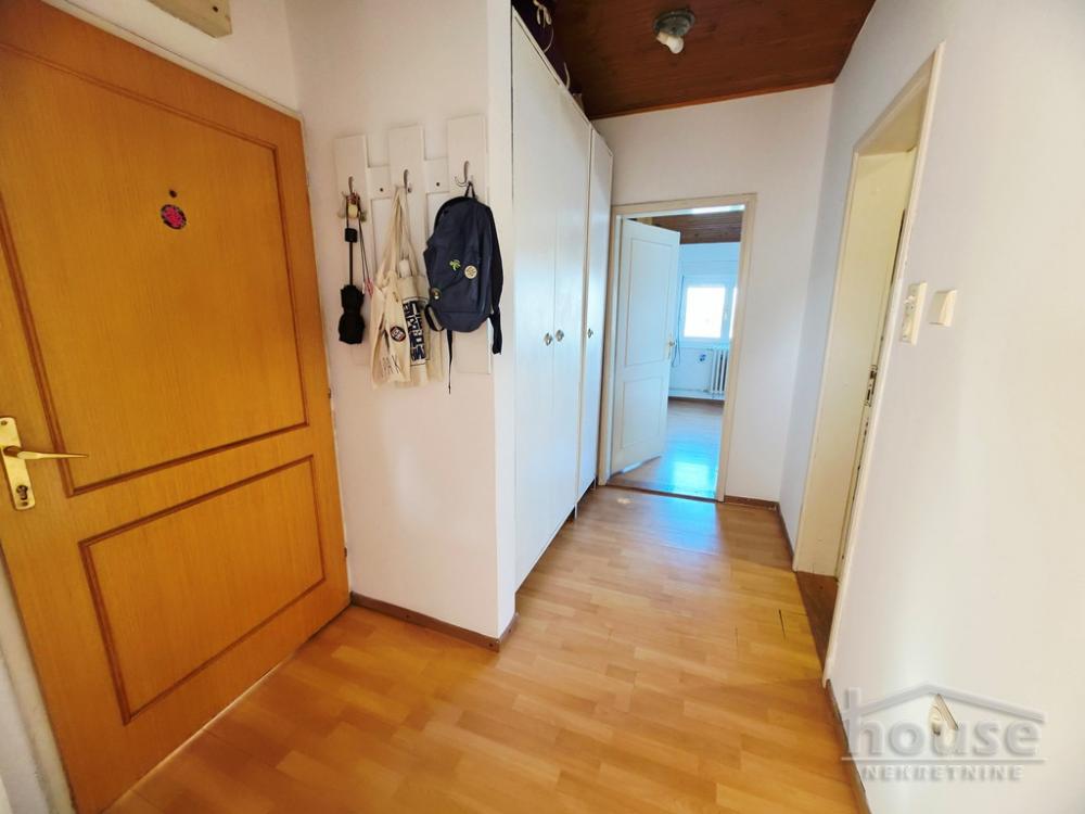 Slika 9 - Stan,NOVI SAD,KEJ,kv: 33.00, € 97500, ID: 1066233