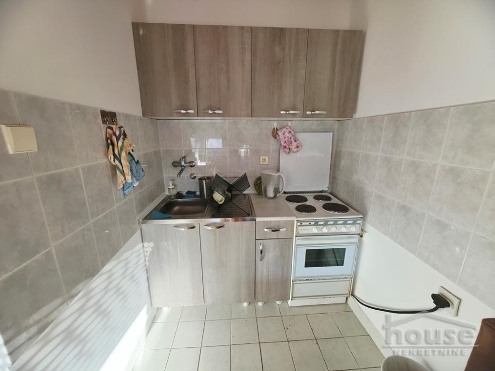 Slika 6 - Stan,NOVI SAD,KEJ,kv: 33.00, € 97500, ID: 1066233