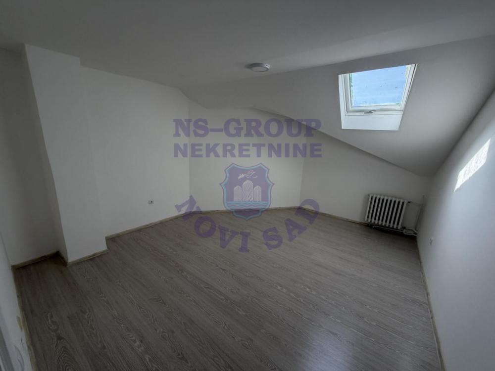Slika 11 - Šestosoban, 174m2, Grbavica Novi Sad