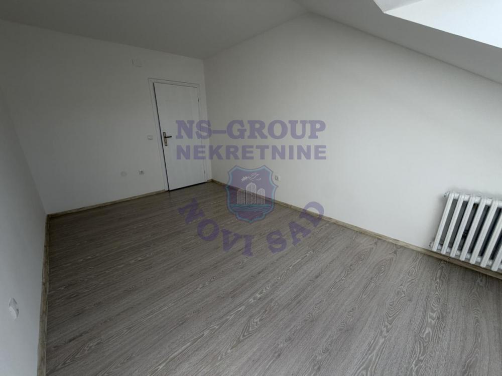 Slika 10 - Šestosoban, 174m2, Grbavica Novi Sad