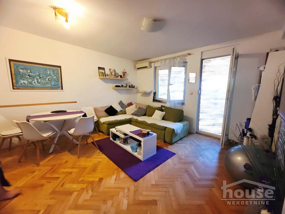 Slika 1 - Stan,NOVI SAD,NOVA DETELINARA,kv: 44.00, € 142000, ID: 1066221