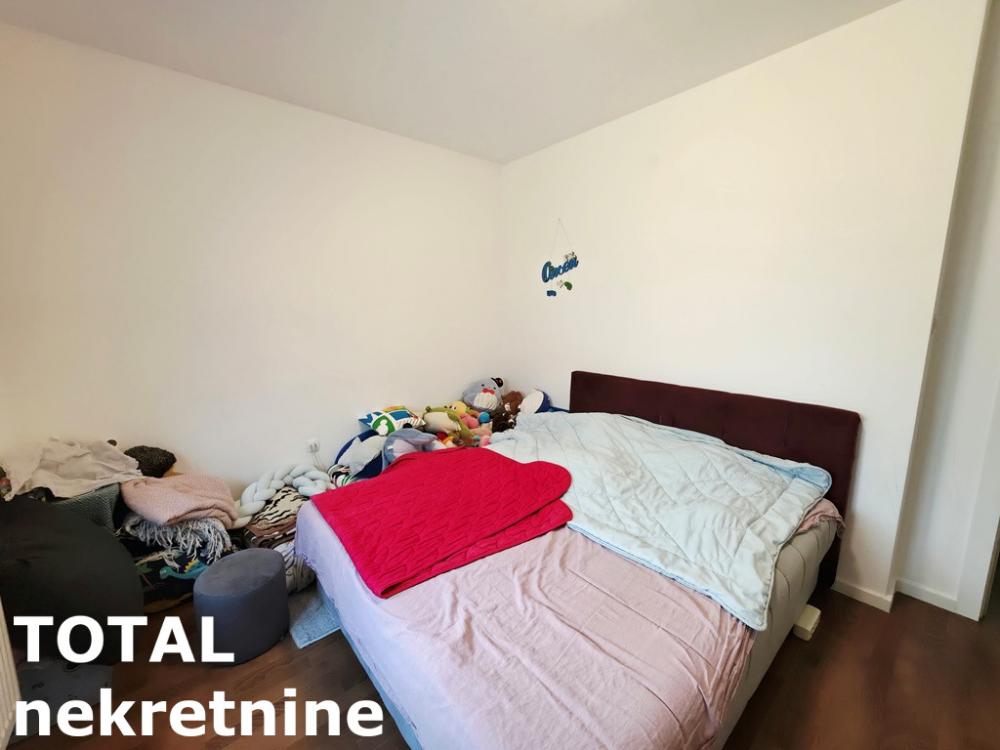 Slika 5 - Stan,NOVI SAD,ADICE,kv: 62.00, € 136400, ID: 1103081