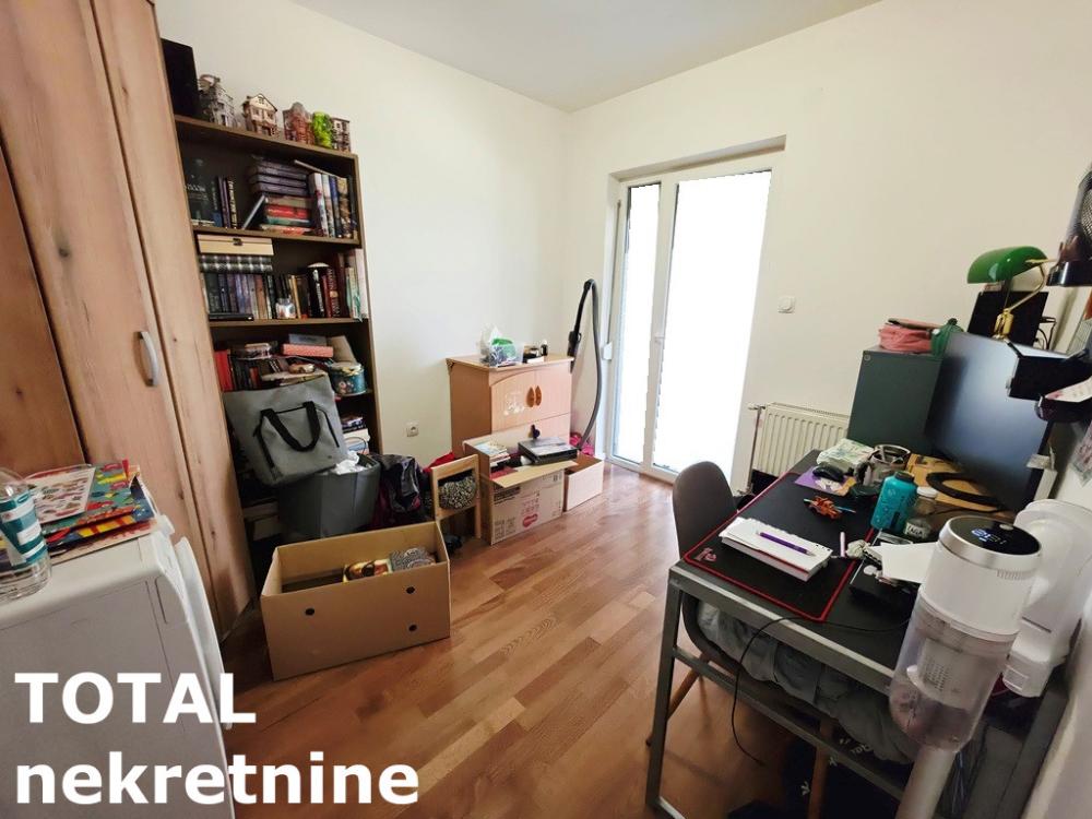 Slika 10 - Stan,NOVI SAD,ADICE,kv: 62.00, € 136400, ID: 1103081