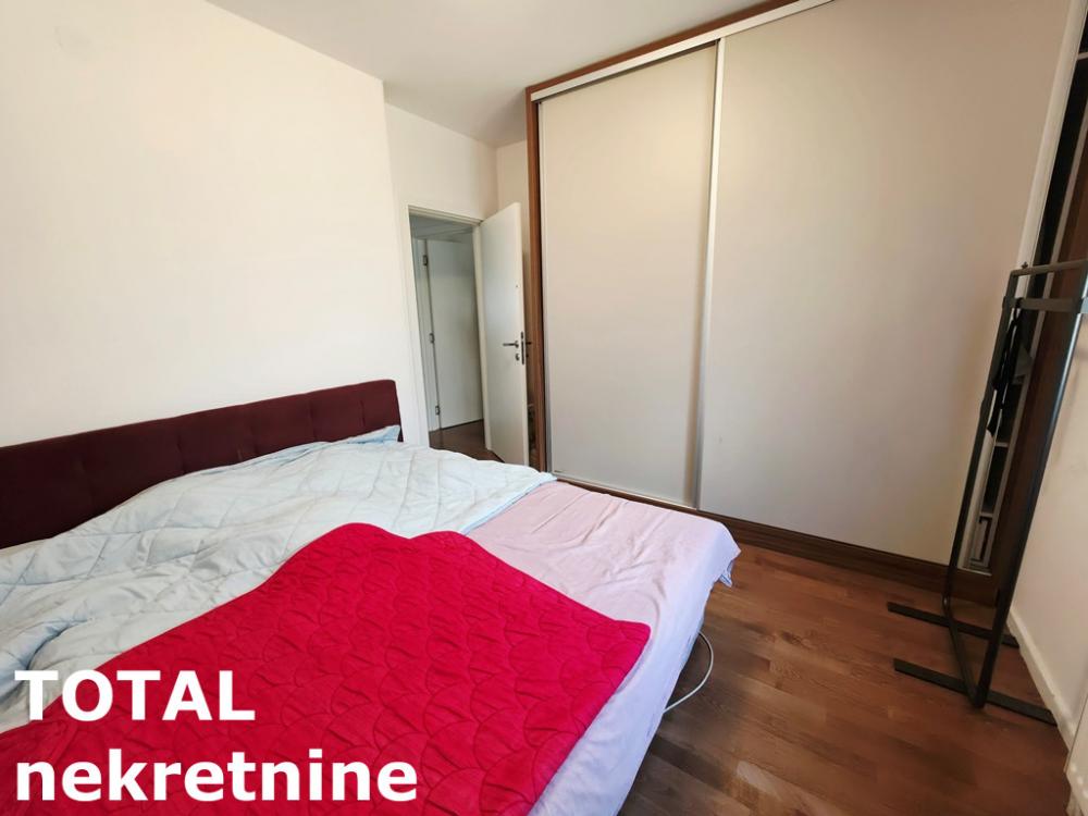 Slika 6 - Stan,NOVI SAD,ADICE,kv: 62.00, € 136400, ID: 1103081