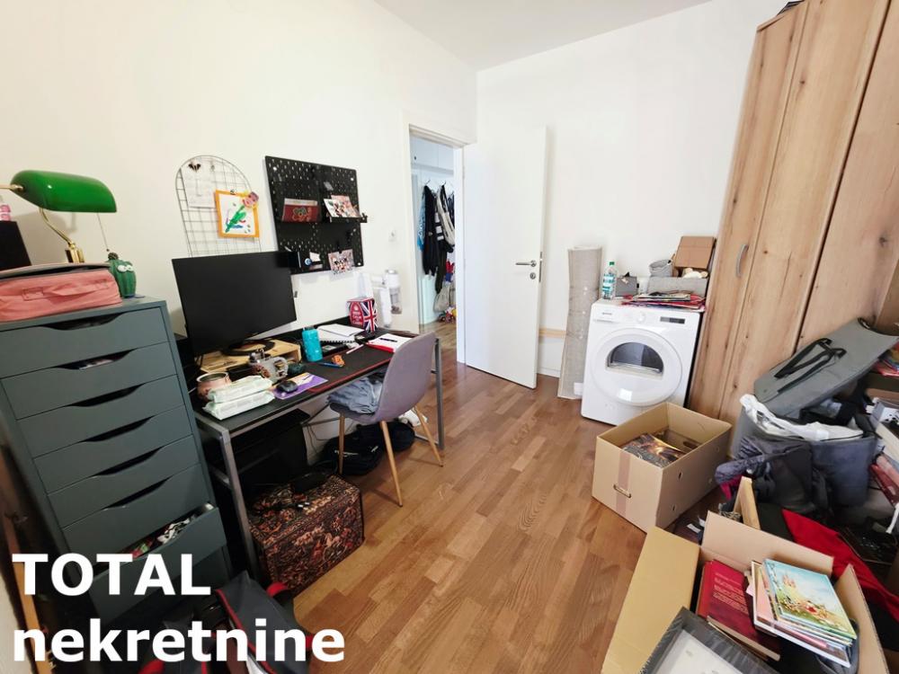 Slika 11 - Stan,NOVI SAD,ADICE,kv: 62.00, € 136400, ID: 1103081