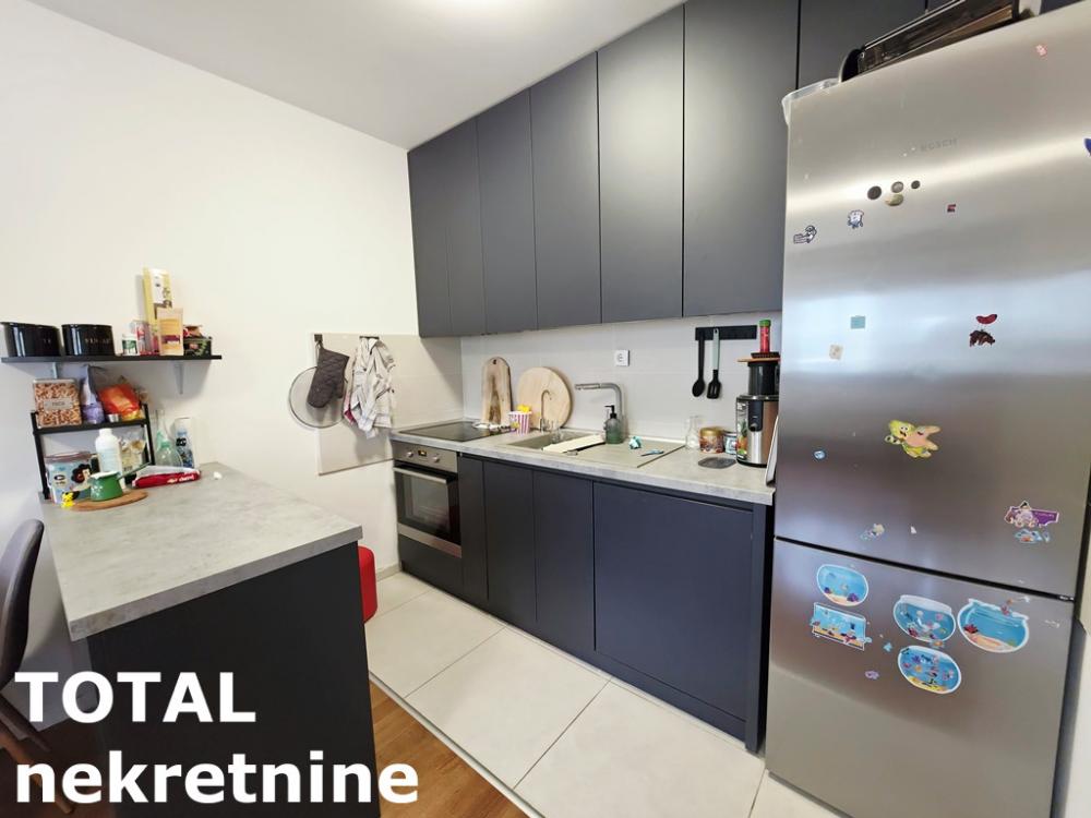 Slika 3 - Stan,NOVI SAD,ADICE,kv: 62.00, € 136400, ID: 1103081