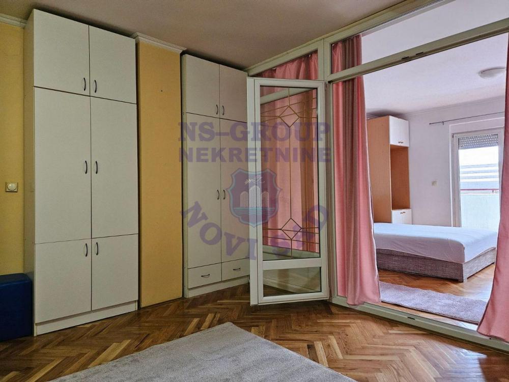 Slika 6 - Odličan konforan stan na Grbavici!