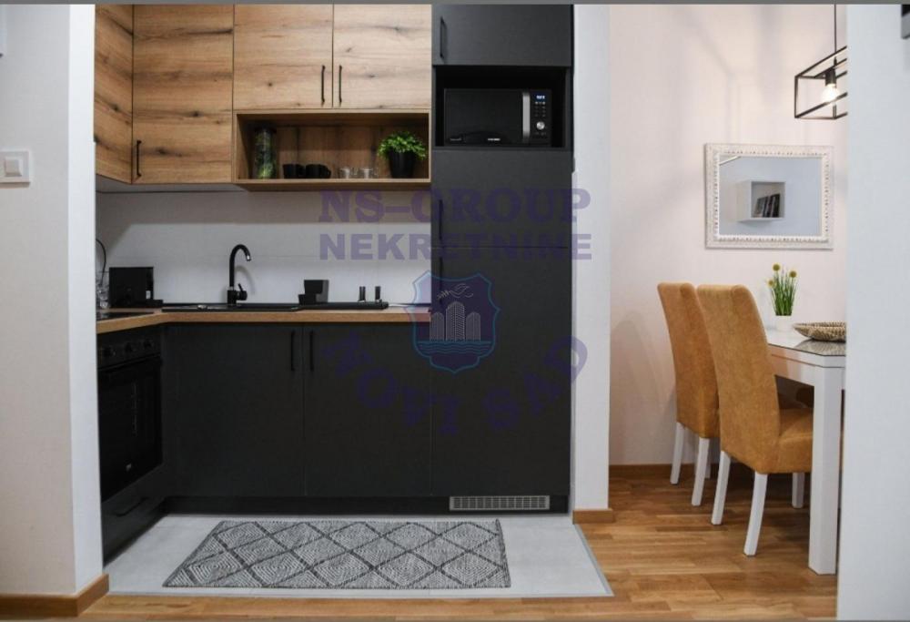 Slika 4 - Prelep stan, kvalitetno namešten, odlična zgrada, širi centar grada, šifra 577429
