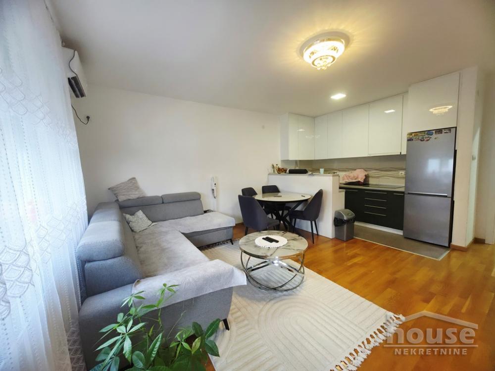 Slika 2 - Stan,NOVI SAD,ADICE,kv: 76.00, € 165000, ID: 1066244