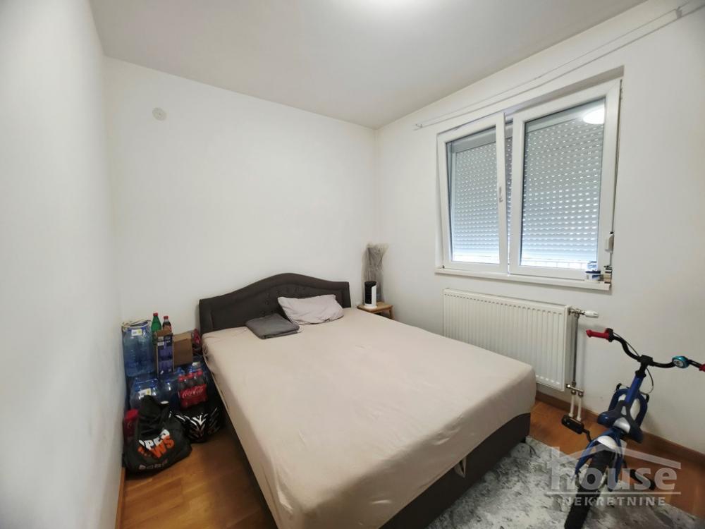 Slika 9 - Stan,NOVI SAD,ADICE,kv: 76.00, € 165000, ID: 1066244