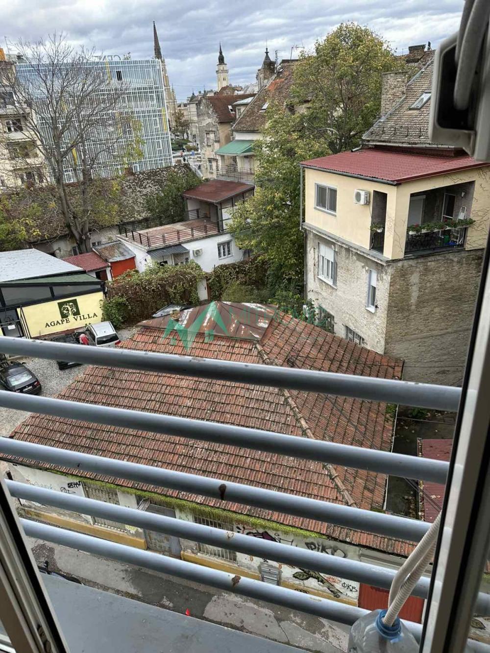 Slika 5 - **Garsonjera u centru Novog Sada – odlična investicija za izdavanje ** (šifra nekretnine: 1004671) 