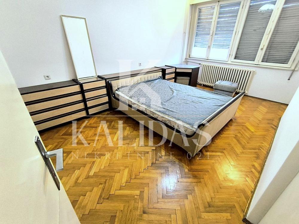 Slika 5 - Stan,NOVI SAD,CENTAR,kv: 66, € 203900, ID: 1008978