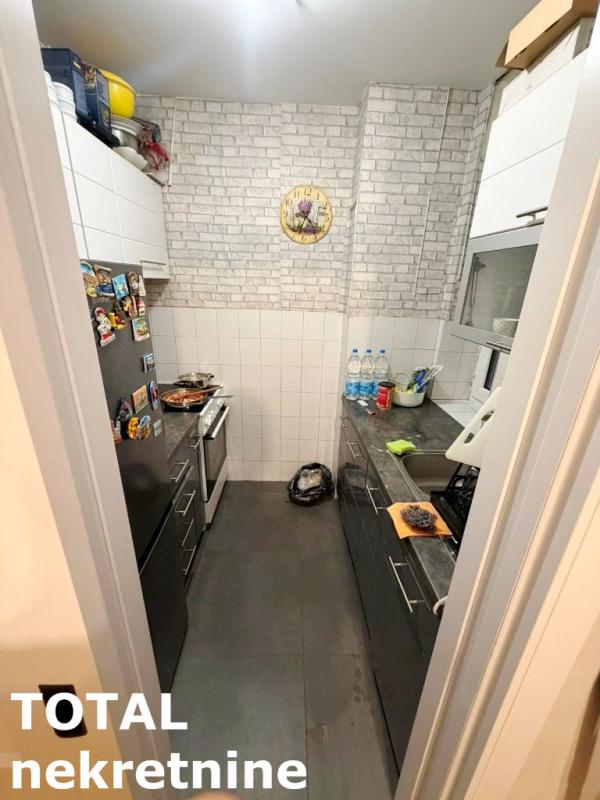 Slika 5 - Stan,NOVI SAD,CENTAR,kv: 39.00, € 140000, ID: 1102340