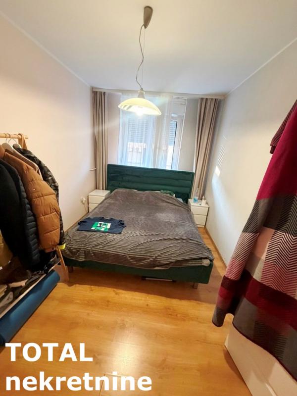 Slika 7 - Stan,NOVI SAD,CENTAR,kv: 39.00, € 140000, ID: 1102340