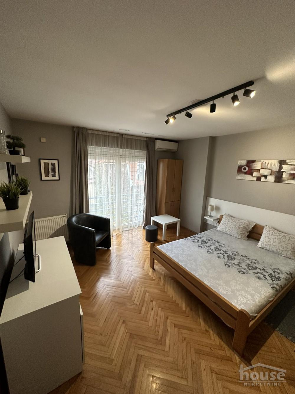 Slika 1 - Stan,NOVI SAD,CENTAR,kv: 25.00, € 98000, ID: 1066247