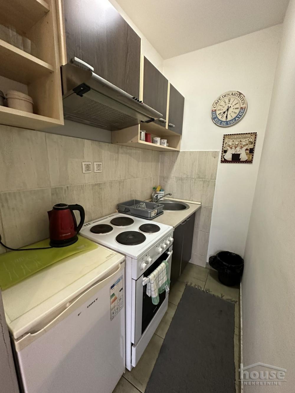 Slika 3 - Stan,NOVI SAD,CENTAR,kv: 25.00, € 98000, ID: 1066247