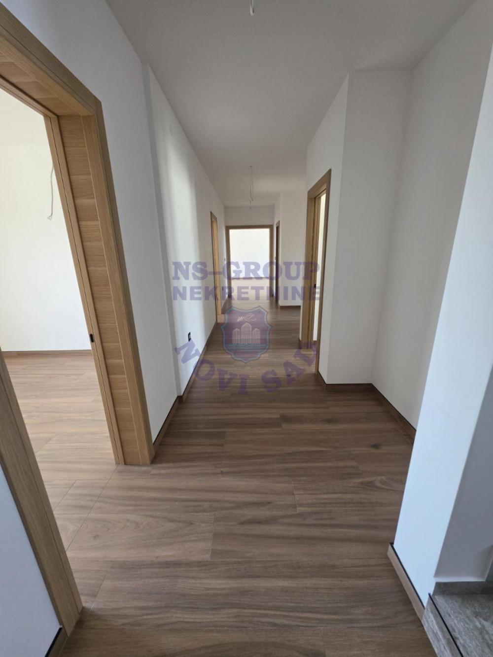 Slika 7 - 577491-LUX stan na Sajmu!