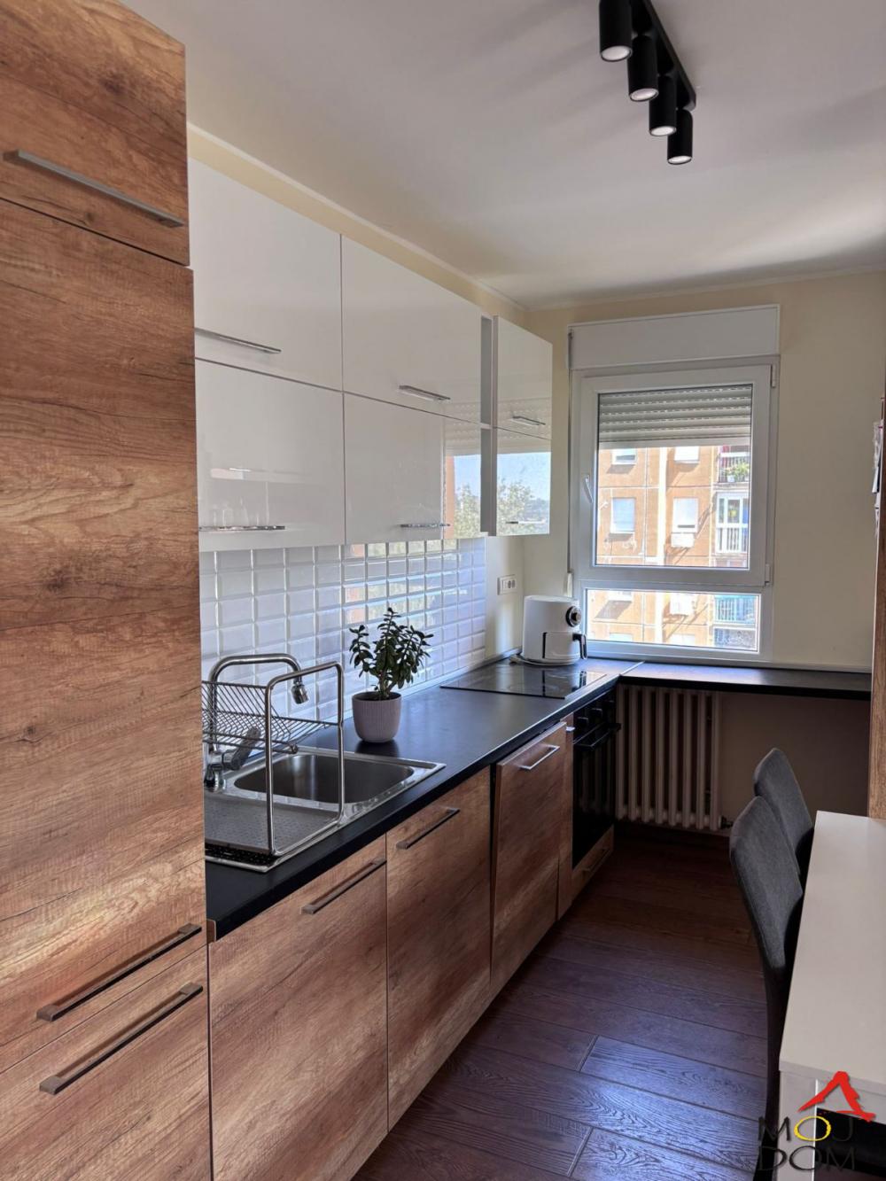 Slika 3 - Stan,NOVI SAD,LIMAN 4,kv: 60, € 199820, ID: 1032769