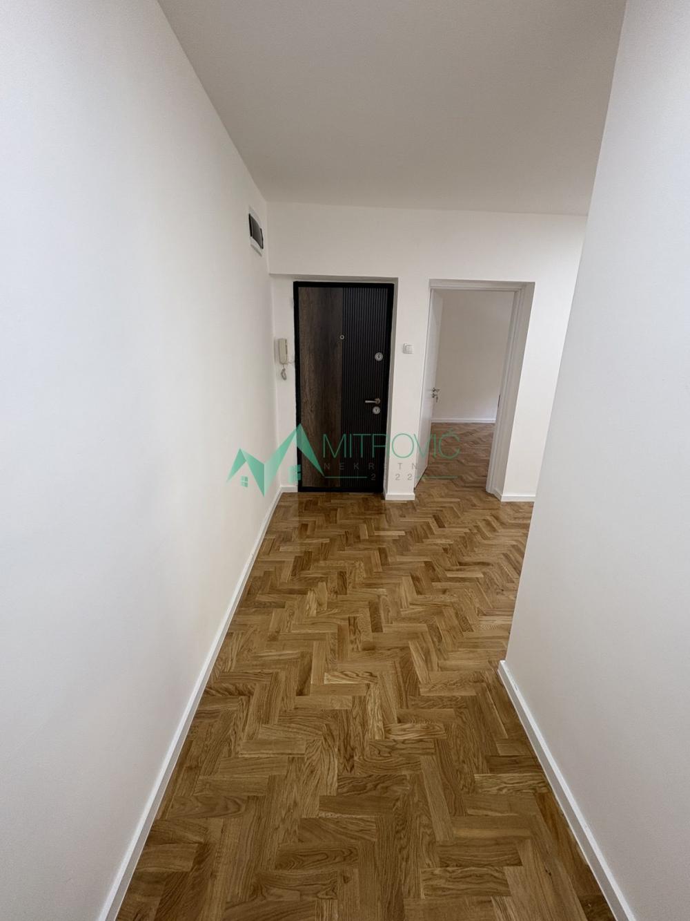 Slika 3 - Dvosoban stan na Detelinari – kompletno renoviran, odmah useljiv (agencijska šifra oglasa 1004695) 