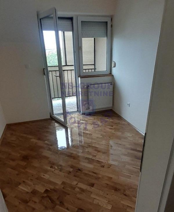 Slika 1 - Dvosoban, 38m2, Telep Novi Sad, sa terasom