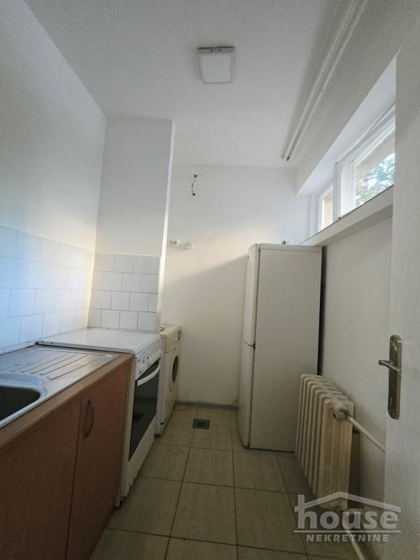Slika 4 - Stan,NOVI SAD,GRBAVICA,kv: 29.00, € 94000, ID: 1066232
