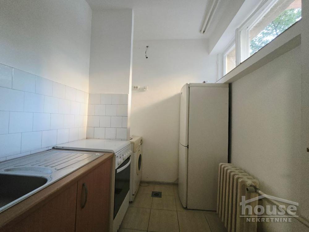 Slika 3 - Stan,NOVI SAD,GRBAVICA,kv: 29.00, € 94000, ID: 1066232