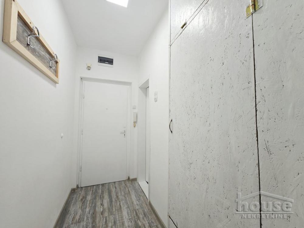 Slika 5 - Stan,NOVI SAD,GRBAVICA,kv: 29.00, € 94000, ID: 1066232