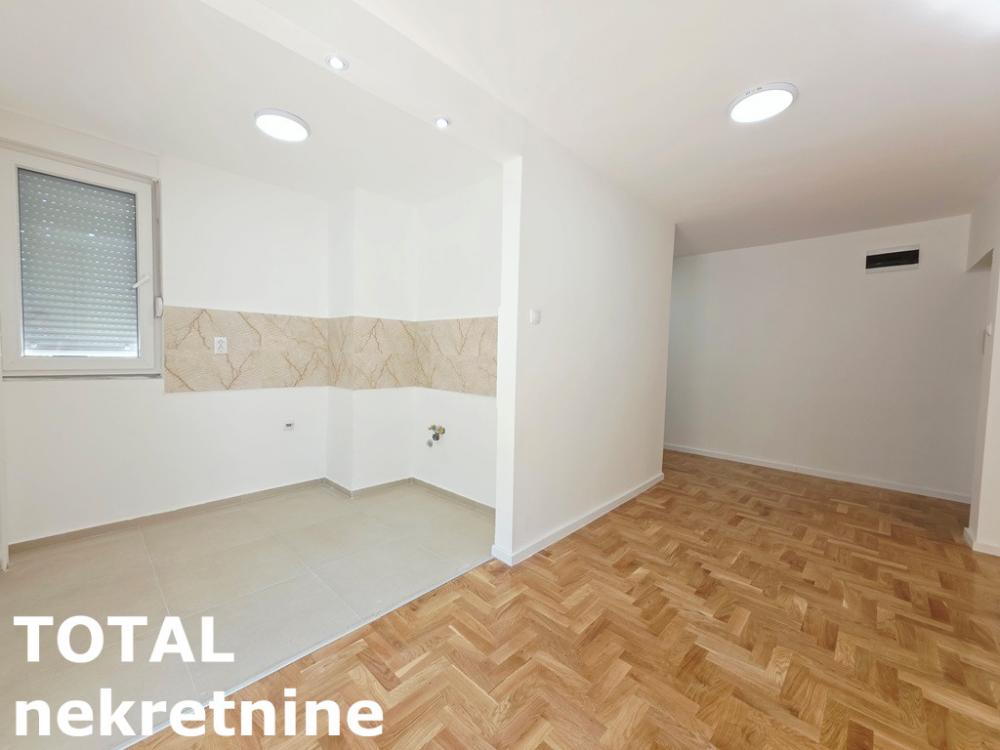 Slika 6 - Stan,NOVI SAD,NOVA DETELINARA,kv: 58.00, € 156000, ID: 1103098