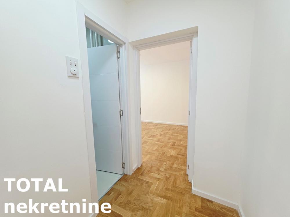 Slika 11 - Stan,NOVI SAD,NOVA DETELINARA,kv: 58.00, € 156000, ID: 1103098