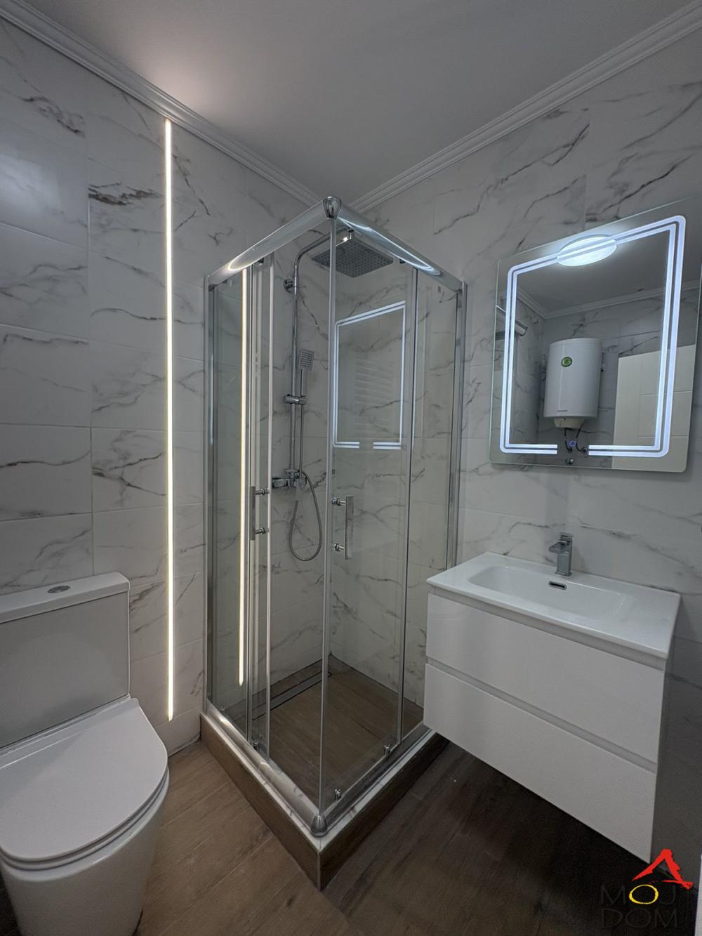 Slika 3 - Stan,NOVI SAD,CENTAR,kv: 26, € 106100, ID: 1032773