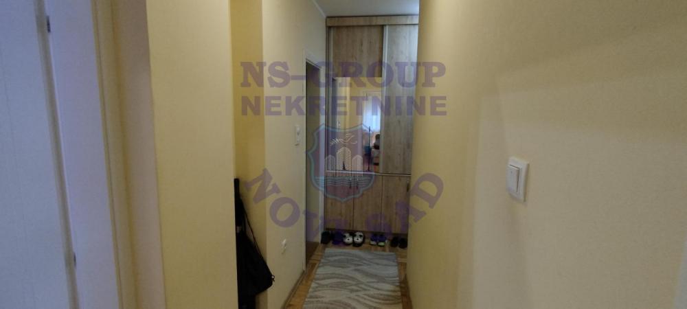Slika 3 - Odličan jednoiposoban stan na Bulevaru oslobođenja! 