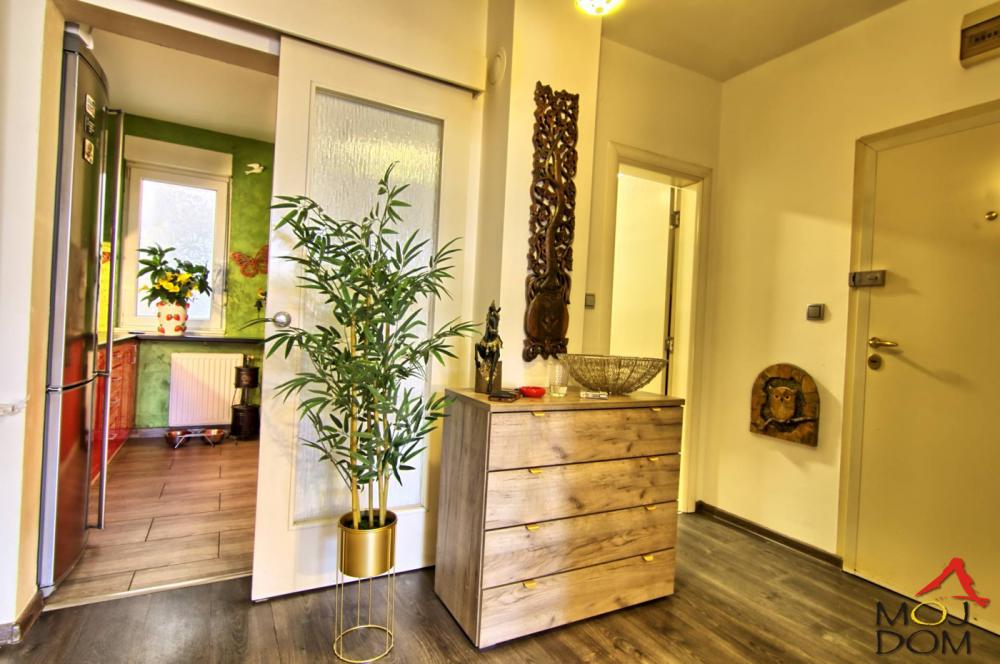 Slika 9 - Stan,NOVI SAD,NOVA DETELINARA,kv: 71, € 145000, ID: 1032791