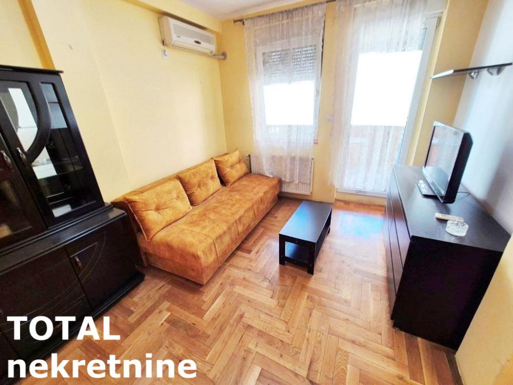 Slika 4 - Stan,NOVI SAD,CENTAR,kv: 49.00, € 142000, ID: 1103082