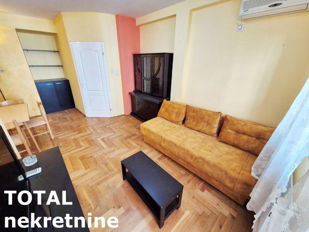 Slika 6 - Stan,NOVI SAD,CENTAR,kv: 49.00, € 142000, ID: 1103082