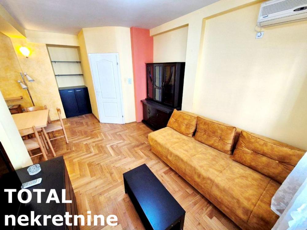 Slika 3 - Stan,NOVI SAD,CENTAR,kv: 49.00, € 142000, ID: 1103082