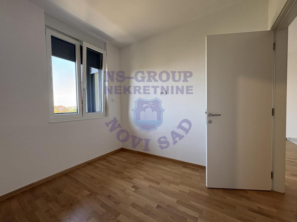 Slika 4 - Dvosoban, 41m2, Telep Novi Sad, sa terasom, ima lift