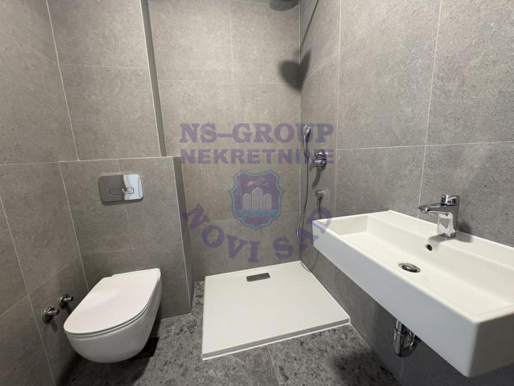 Slika 7 - Dvosoban, 41m2, Telep Novi Sad, sa terasom, ima lift