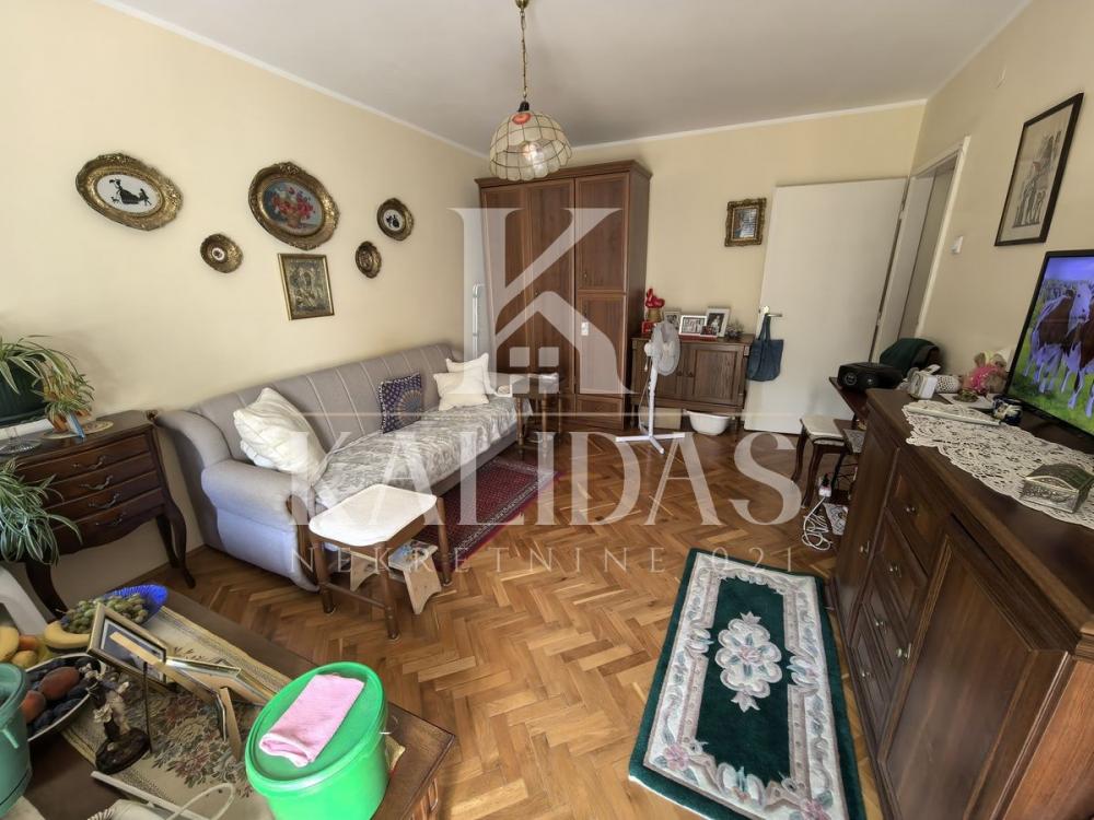 Slika 1 - Stan,NOVI SAD,ŽELEZNIČKA STANICA,kv: 48, € 139000, ID: 1008985