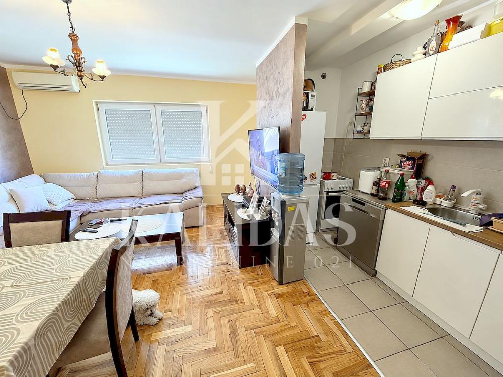 Slika 2 - Stan,NOVI SAD,ADICE,kv: 66, € 164800, ID: 1008817