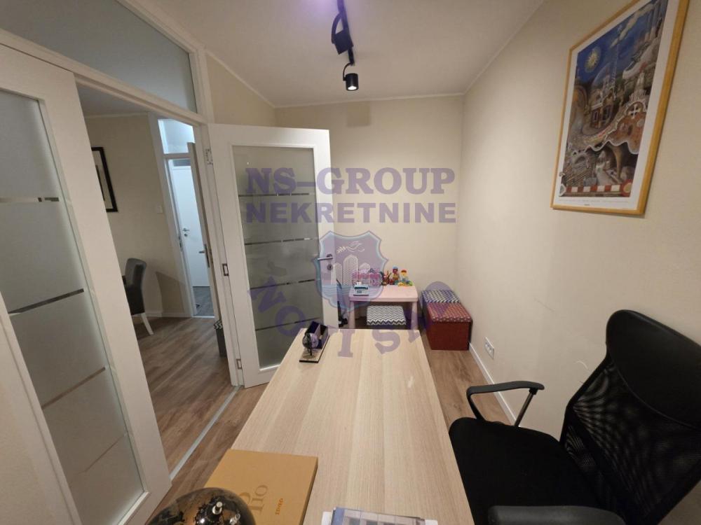 Slika 7 - Jednoiposoban, 40m2, Liman 1 Novi Sad, ima lift