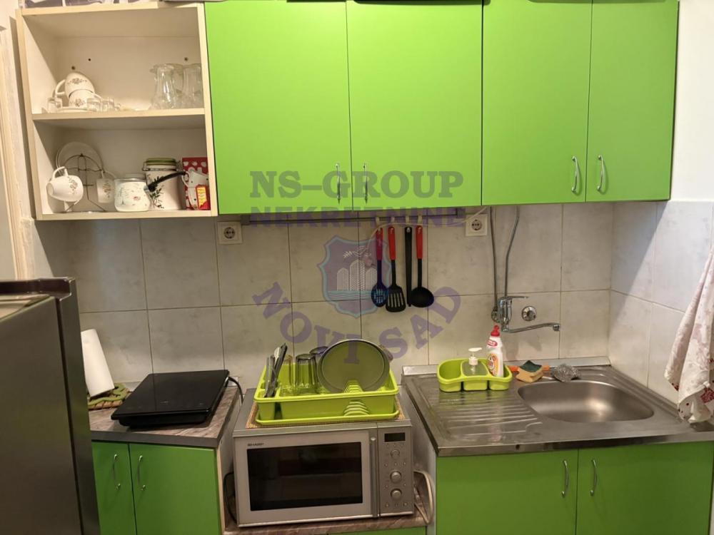 Slika 3 - Prodaja stana, 17m2, Bulevar oslobođenja Novi Sad, ima lift