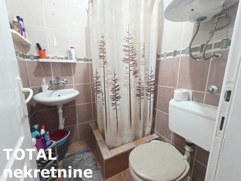 Slika 6 - Stan,NOVI SAD,ADICE,kv: 25.00, € 65000, ID: 1103097