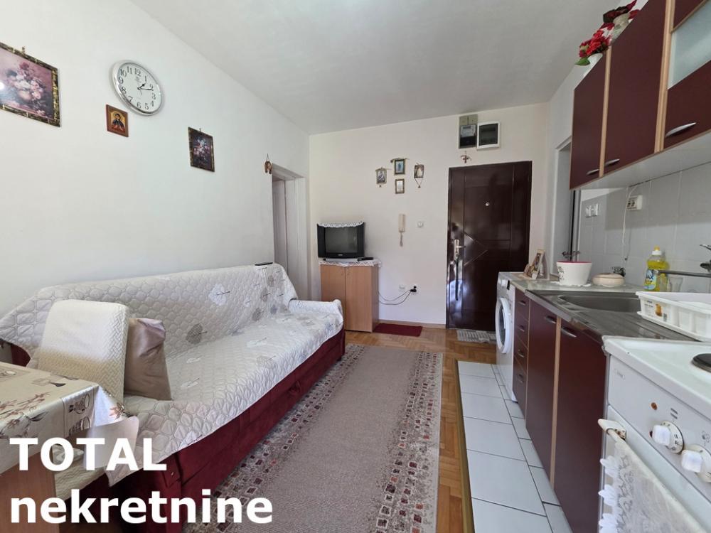 Slika 1 - Stan,NOVI SAD,ADICE,kv: 25.00, € 65000, ID: 1103097