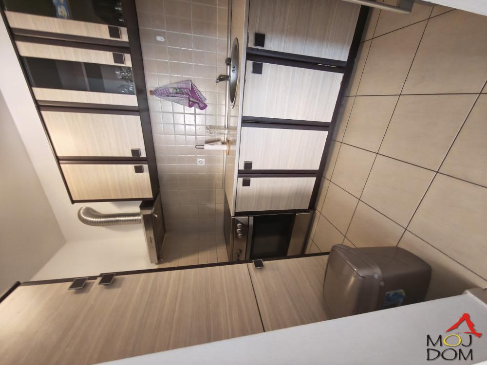 Slika 5 - Stan,NOVI SAD,NOVA DETELINARA,kv: 48, € 139050, ID: 1027938