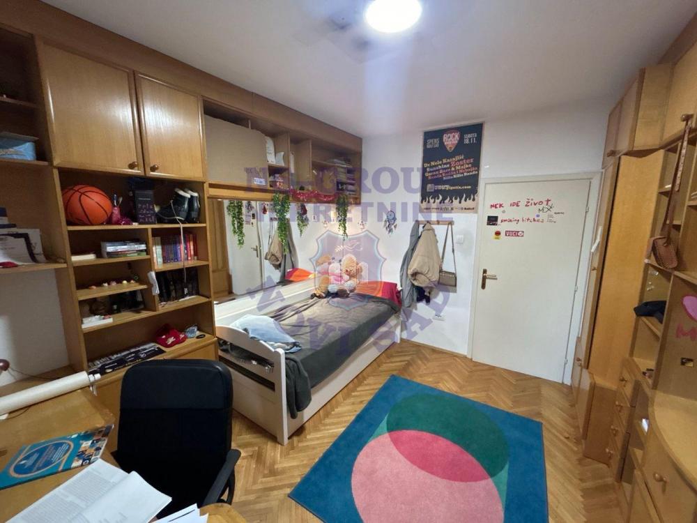 Slika 8 - Četvorosoban stan na odličnoj lokaciji! 117m2